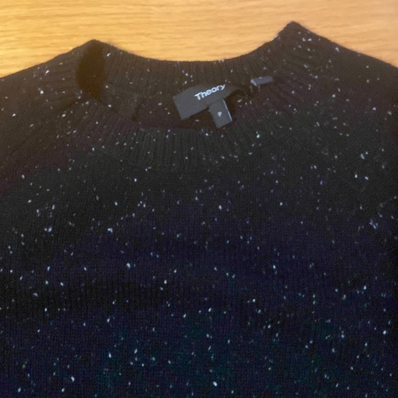 Women’s Theory sweater. Black. Size P - Picture 2 of 4